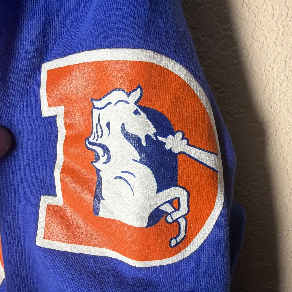 Mitchell Ness Retro Denver Broncos Crewneck Sweatshirt Blue Vintage Style Mens M - Picture 4 of 10